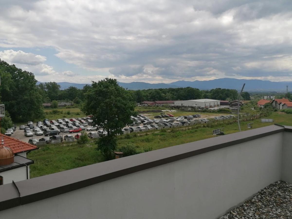 Apartmani Imamovic Dubrave Gornje Dış mekan fotoğraf